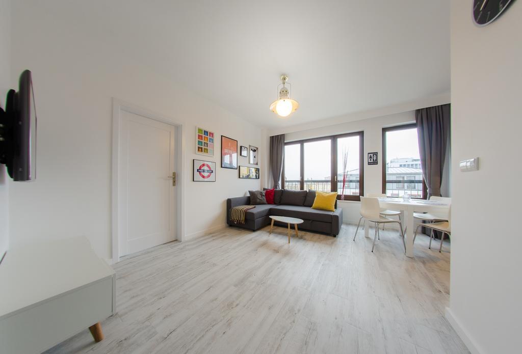 Huoneisto 3 City - White 2 *